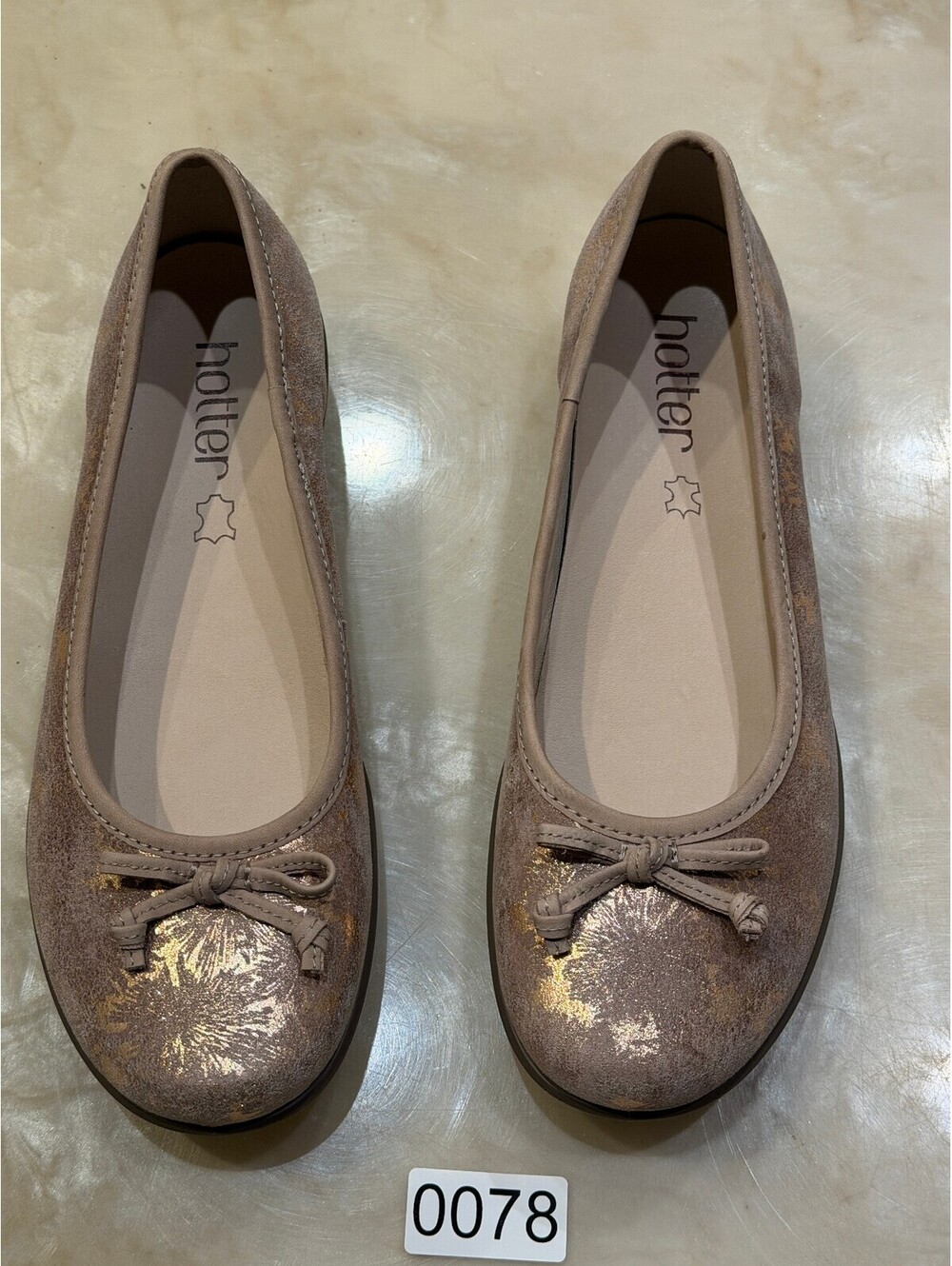 Hotter Emmy Taupe Rose Gold Metallic Ballet Flats US 6.5 Like New